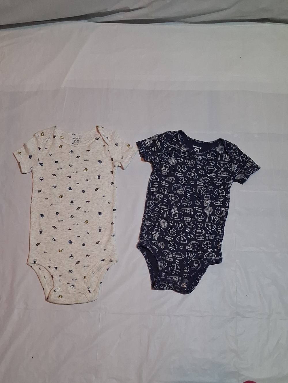 🏀 Carter's Baby Boys Allover Sports Print Bodysuits 24M (Set Of 2) 🏈